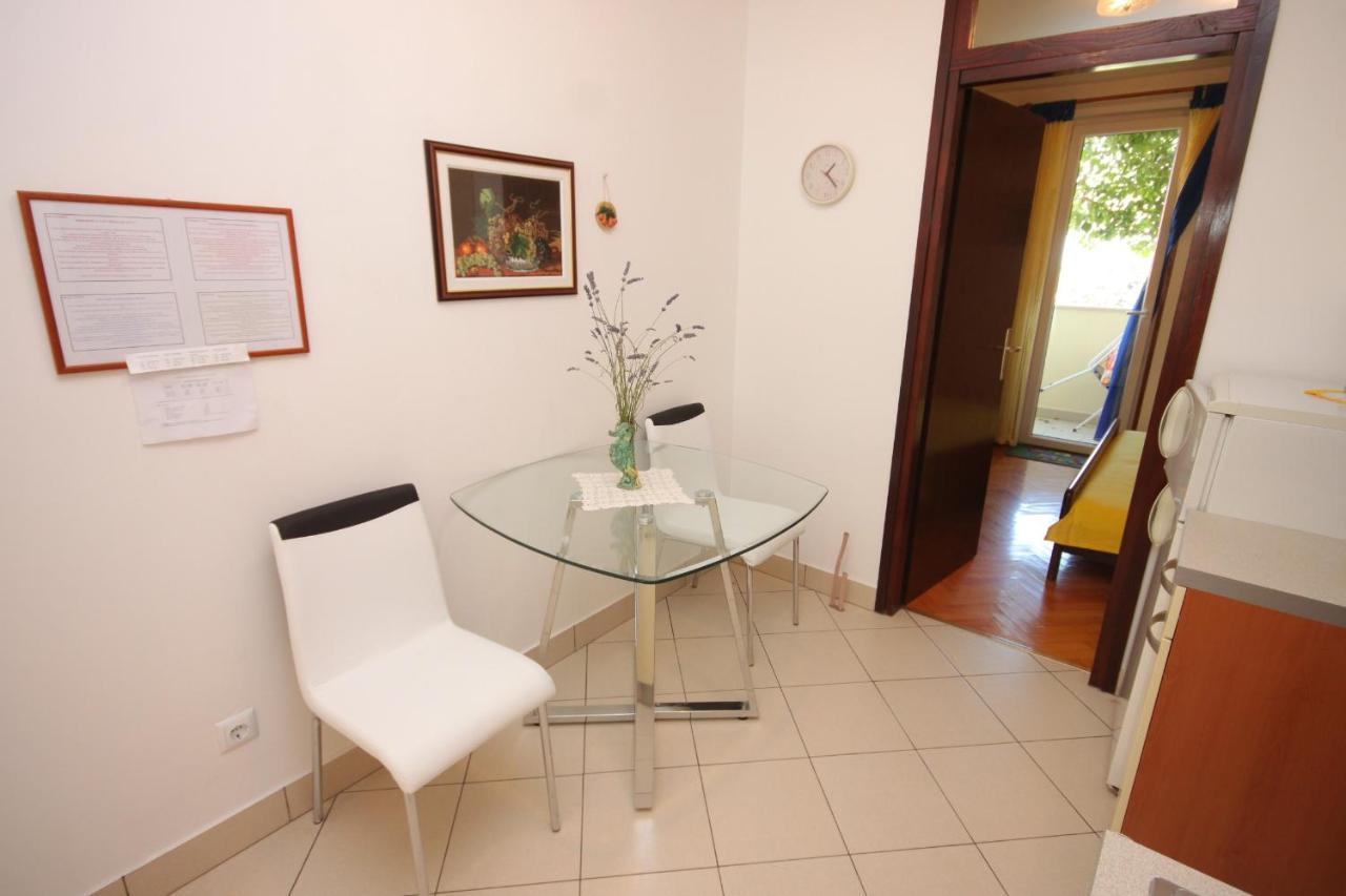 Apartment Mali Losinj 7879B Exterior photo