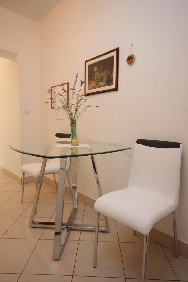 Apartment Mali Losinj 7879B Exterior photo